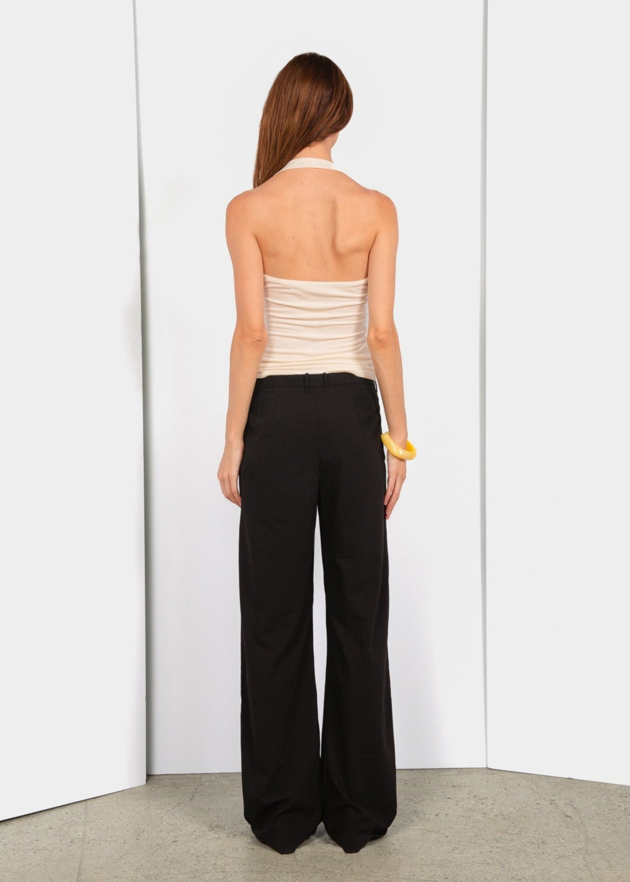 Isabelle Halter - Geel